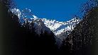 Il Piemonte è circondato su tre lati dalle montagne. A nord, le cime del gruppo del Monte Rosa, al confine con la Svizzera (nella foto) e del Gran Paradiso, al confine con la Valle d'Aosta, superano i quattromila metri.