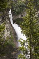 Una delle cascate del Rutor (La Thuile). Le condizioni di  luce erano tali da permettere un tempo sufficientemente lungo da trasformare la  cascata in un velo vaporoso e pressoché indistinto.